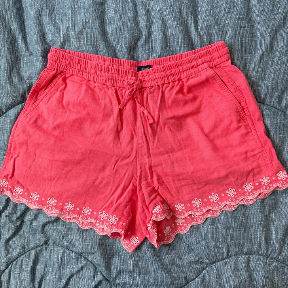 [LAST CHANCE] Coral pink Eyelet Trim Shorts